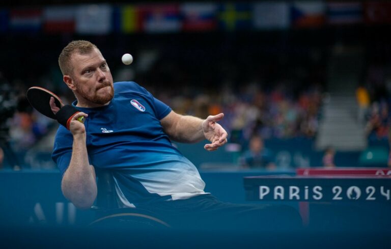 Jeux paralympiques 2024 : Fabien Lamirault et le ping tricolore