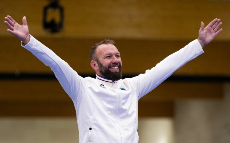 Jean-Louis Michaud en bronze à Châteauroux.